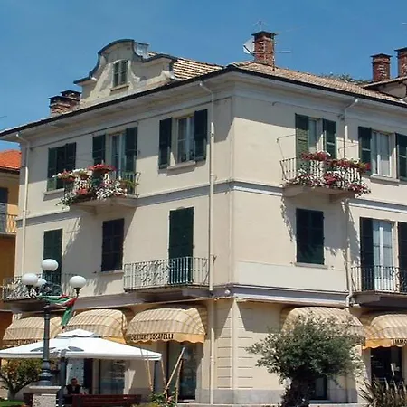Holiday 3* Baveno